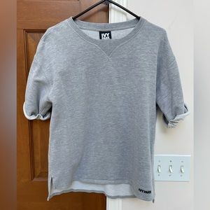 Ivy Park Cropped Short Sleeve Gray Sweatshirt Beyonce Like New